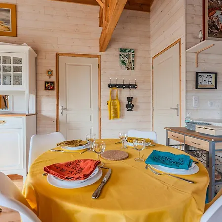 Sarah Tatil Evi *